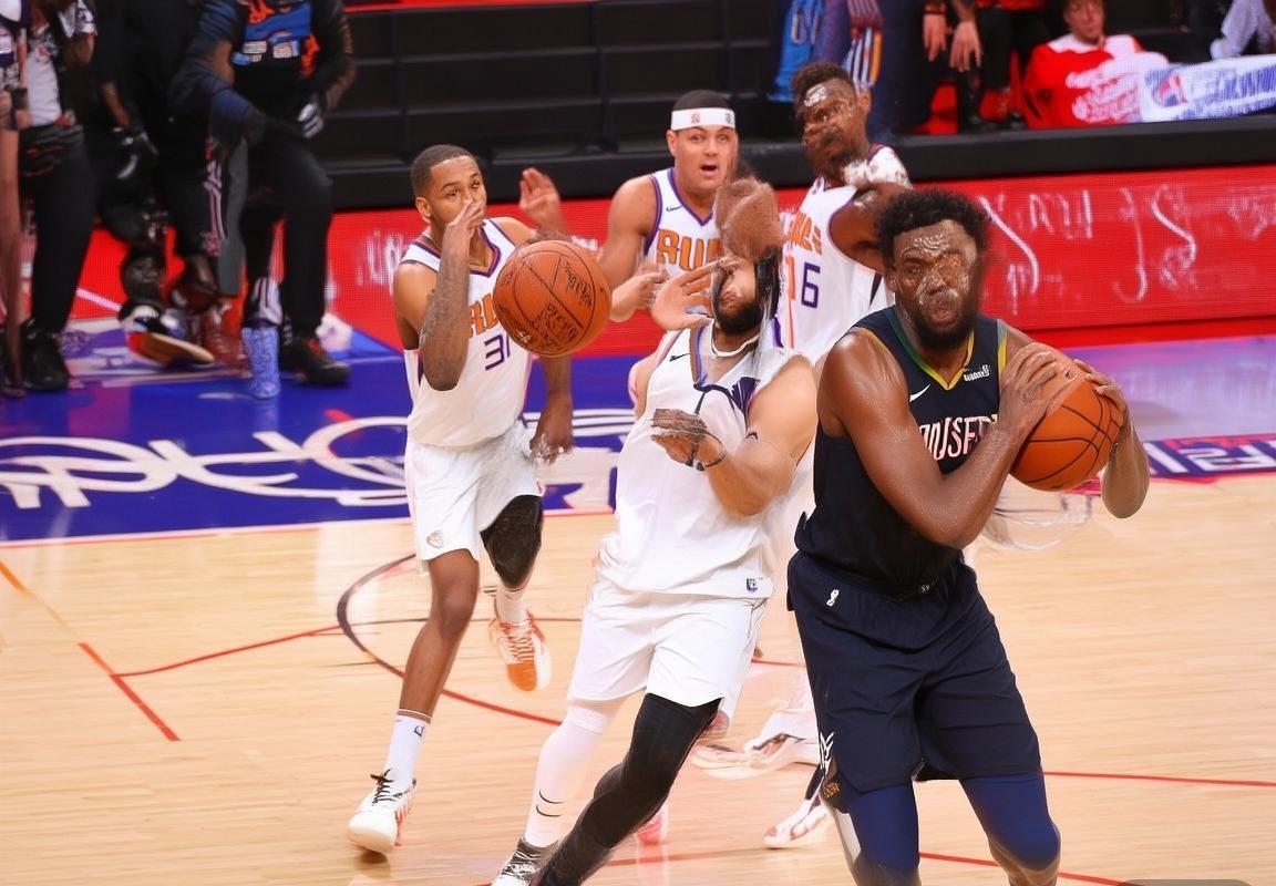 2019NBA火箭对太阳：外线投射与快速反击巅峰对决(图2)